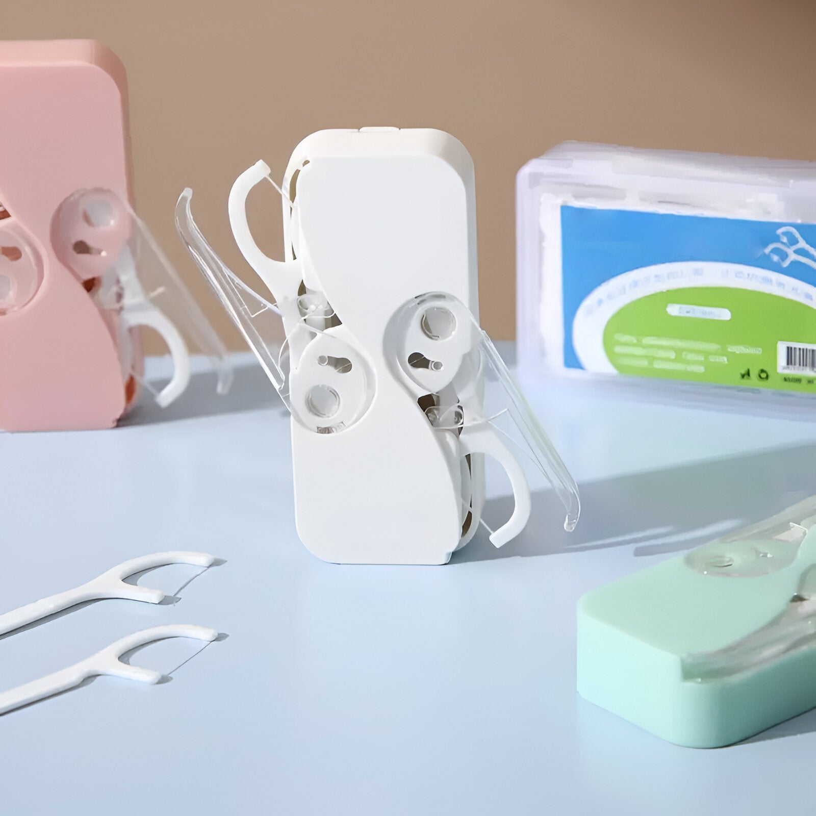 Portable Floss Dispenser - Comari Oral Care 